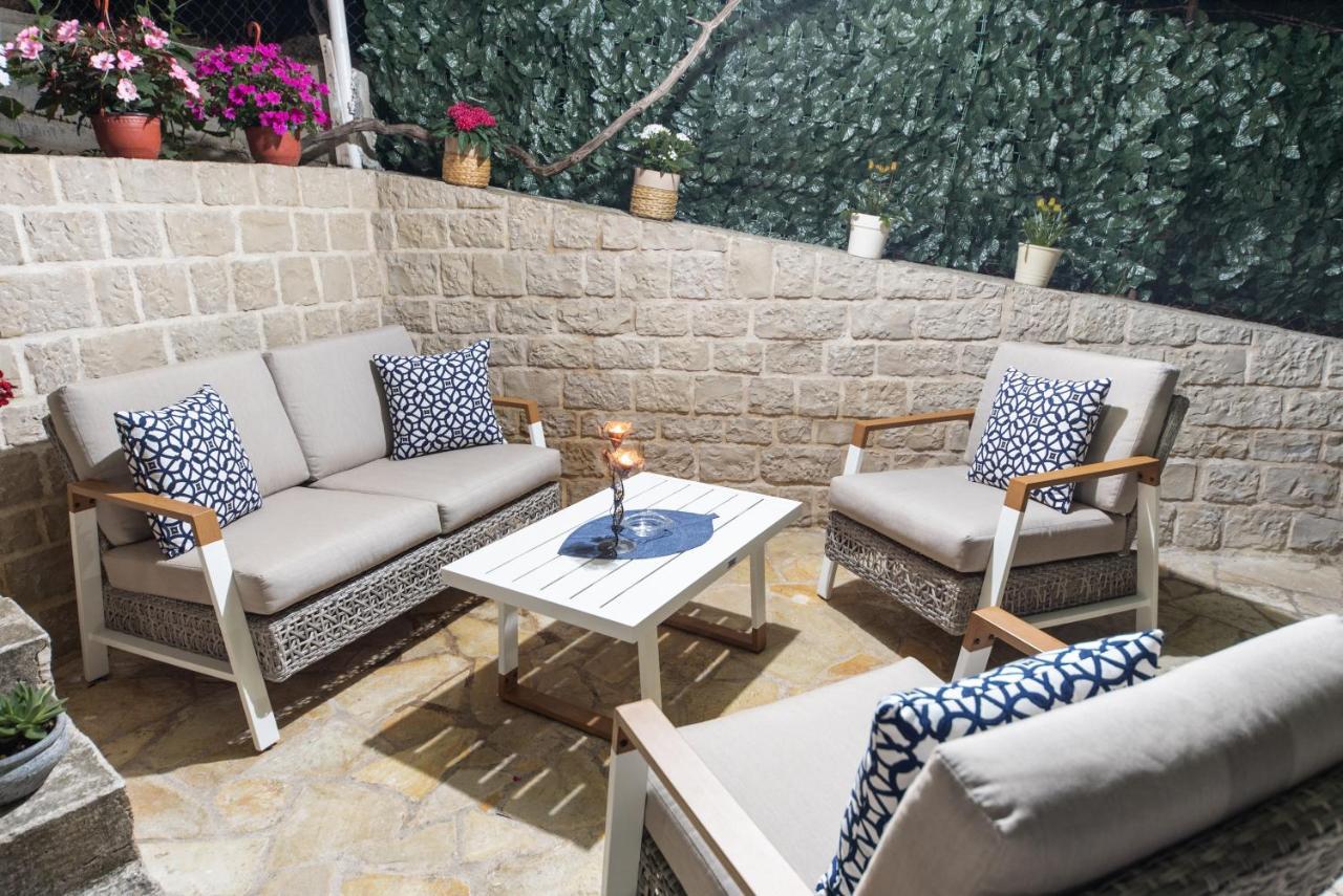Apartments Villa Egzon Ulcinj Exterior photo