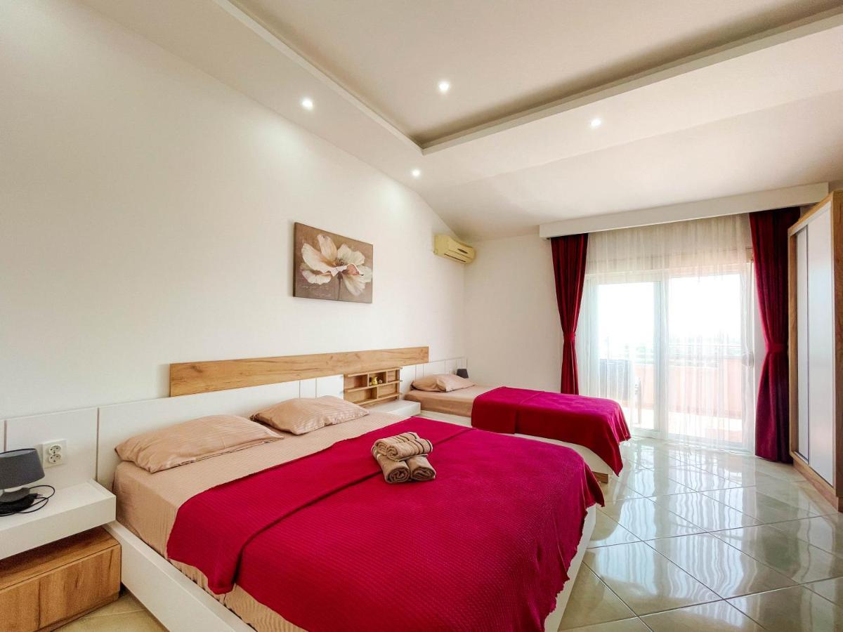 Apartments Villa Egzon Ulcinj Exterior photo